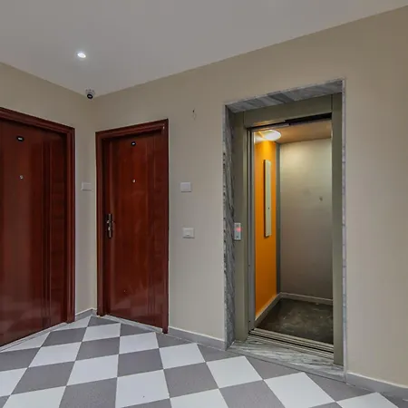 Eda Hotel 3*