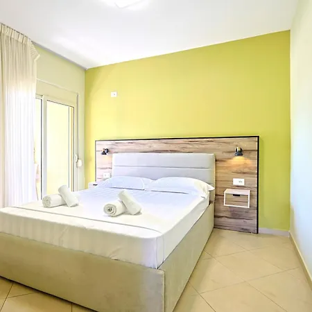 Eda Hotel 3*